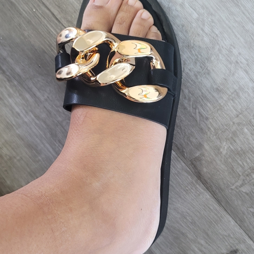 Platform sandals - Picture 2 of 3